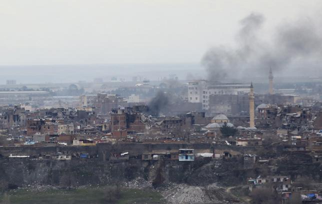 Buildings which were damaged during the security operations and clashes between Turkish security forces and Kurdish militants, are pictured in Sur district of Diyarbakir, Turkey February 11, 2016. REUTERS/Sertac Kayar